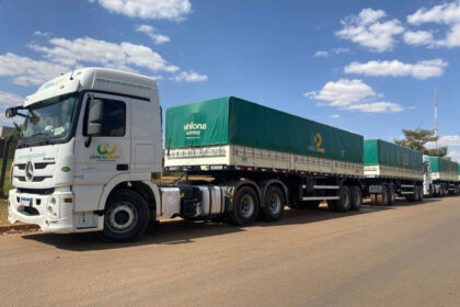Vaga presencial na zona rural de Jataí-GO, com alojamento incluído. É necessário CNH D e experiência com transporte de insumos agrícolas.