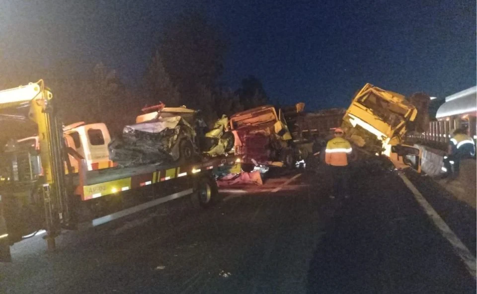 Engavetamento e morte da BR-376