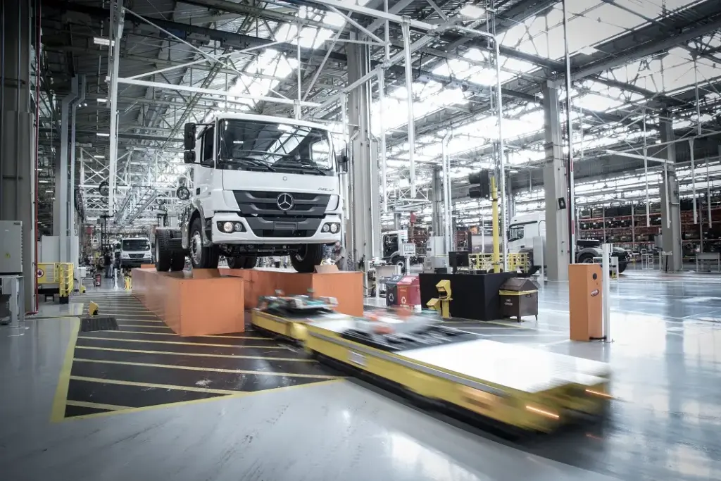 Produção de caminhões cresce com Move Brasil