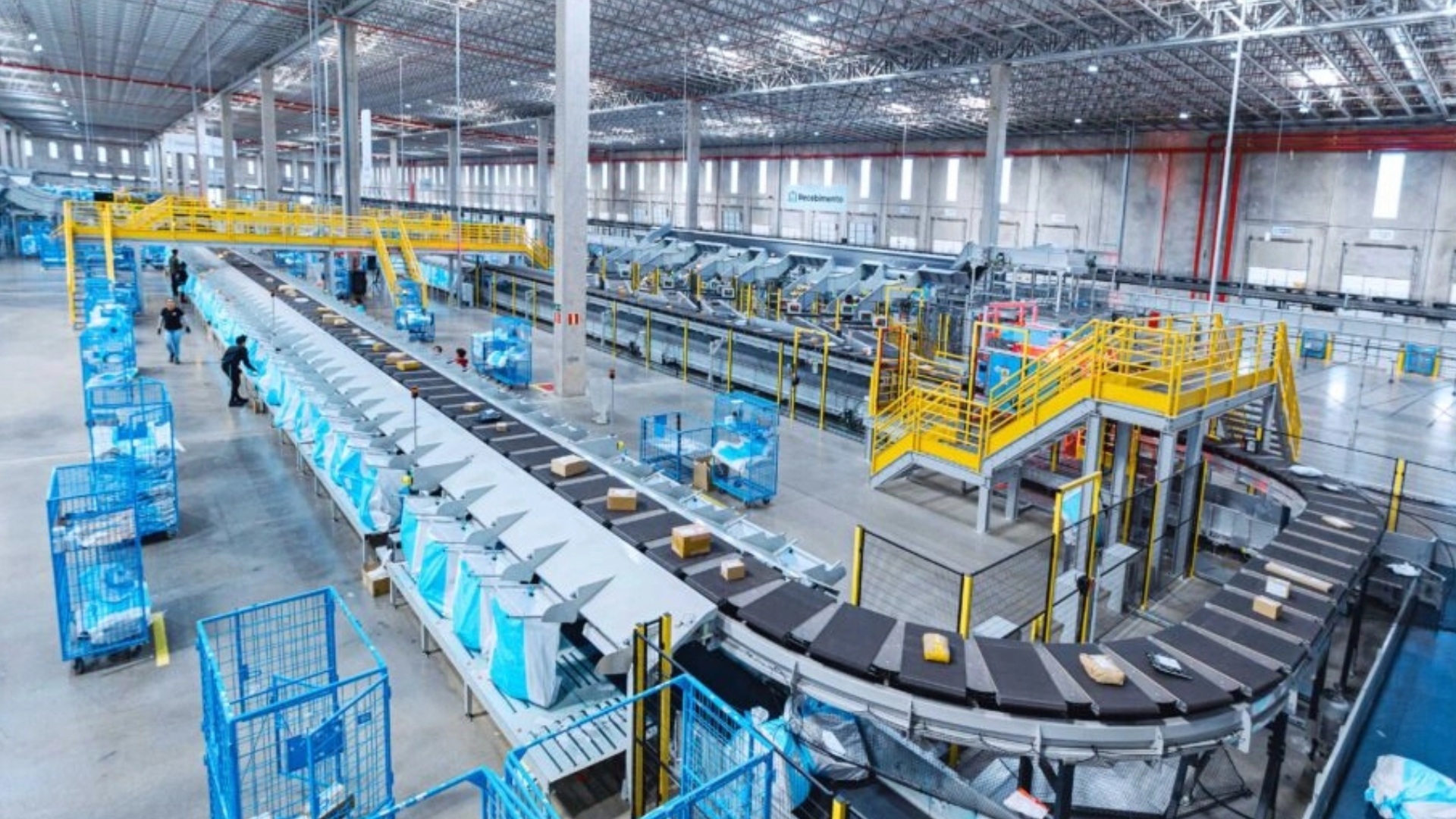 Loggi: Centro de distribuição logística da Loggi em Cajamar