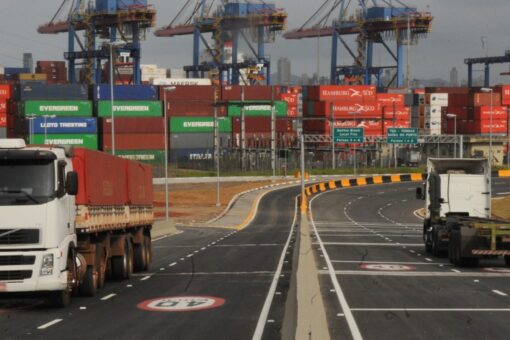 Mais de 68% da carga no Brasil é transportada por caminhão